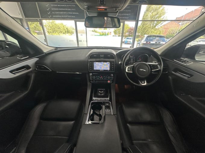2017 Jaguar F-pace