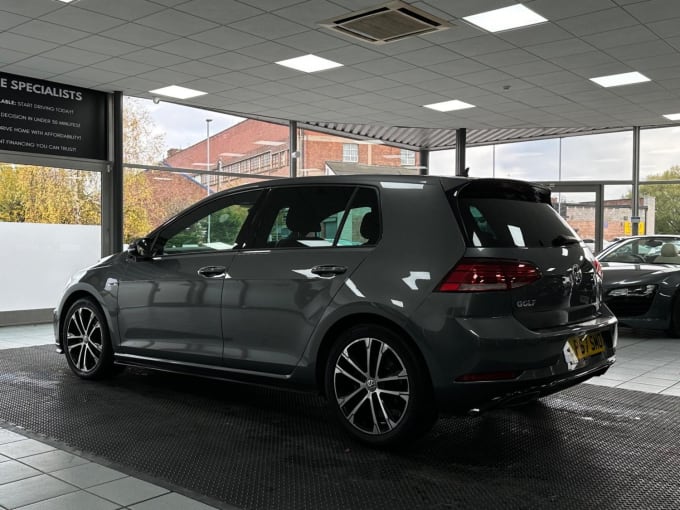 2018 Volkswagen Golf