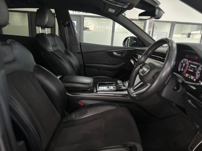 2018 Audi Q8