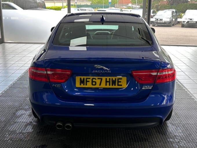 2017 Jaguar Xe