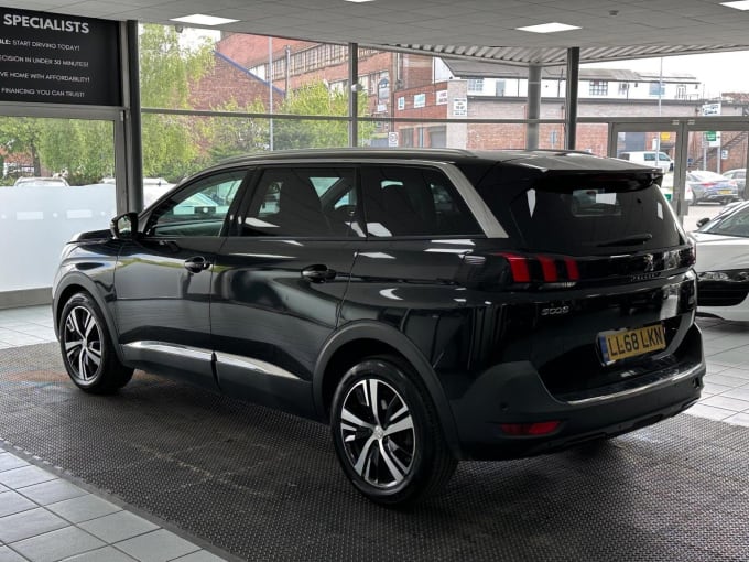 2019 Peugeot 5008