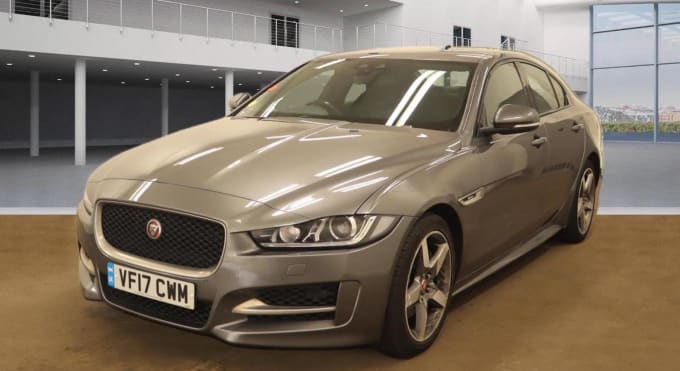 2017 Jaguar Xe