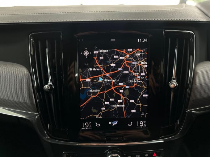 2019 Volvo S90