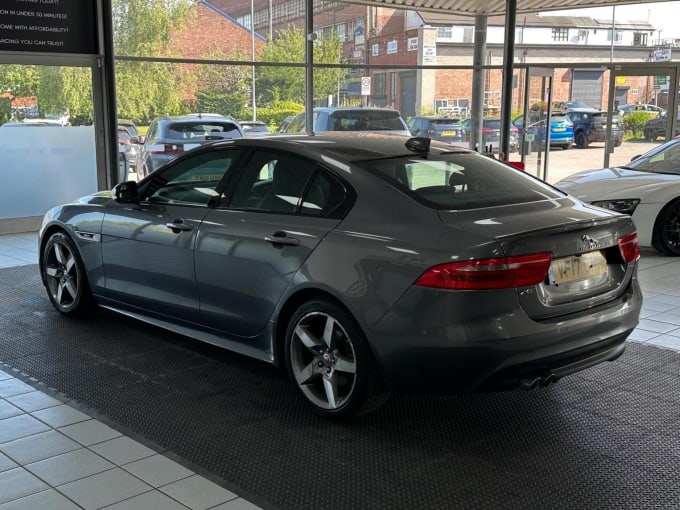 2017 Jaguar Xe
