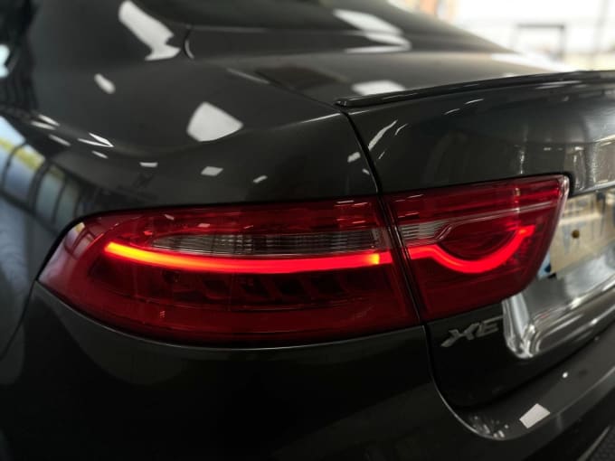 2017 Jaguar Xe