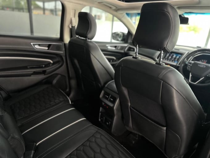 2017 Ford Edge