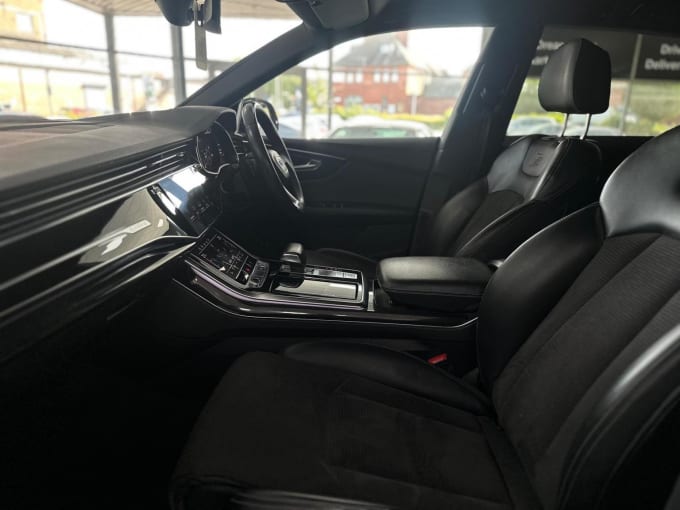 2018 Audi Q8