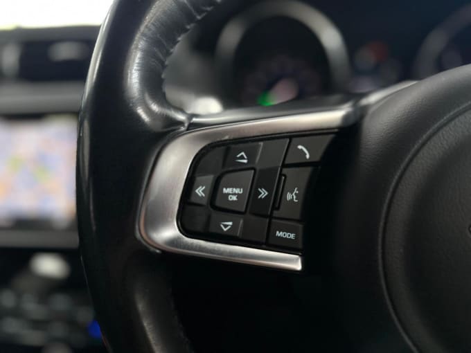2017 Jaguar Xe