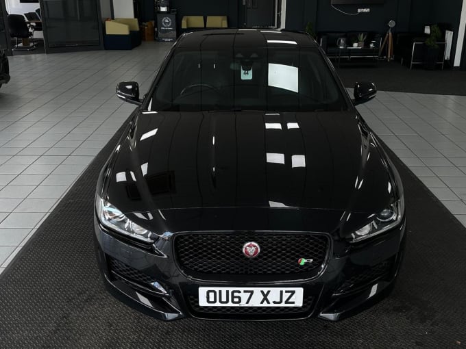 2017 Jaguar Xe