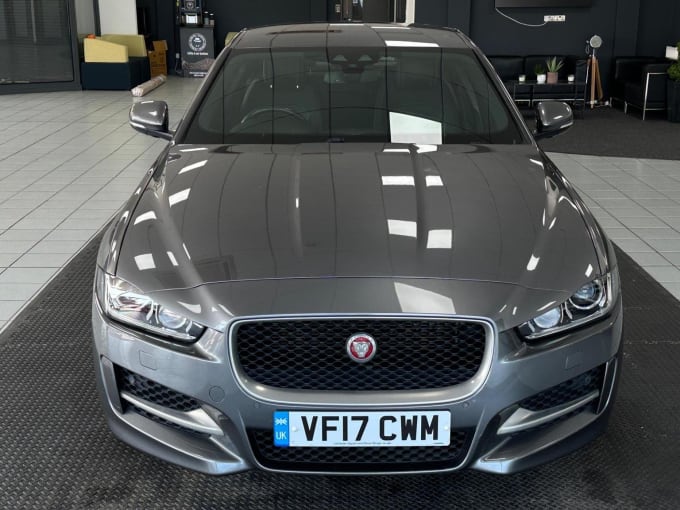 2017 Jaguar Xe