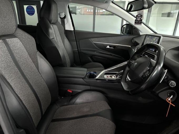 2019 Peugeot 5008
