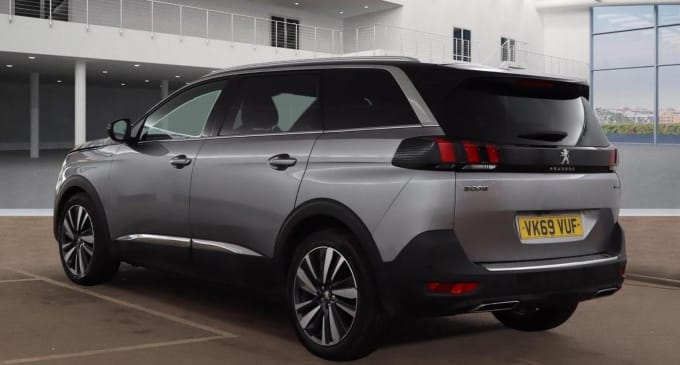 2019 Peugeot 5008