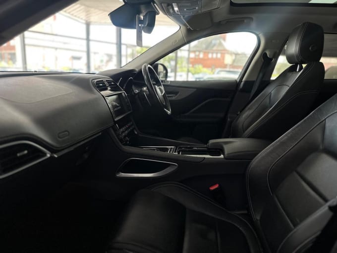 2017 Jaguar F-pace
