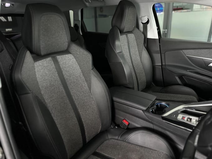 2019 Peugeot 5008