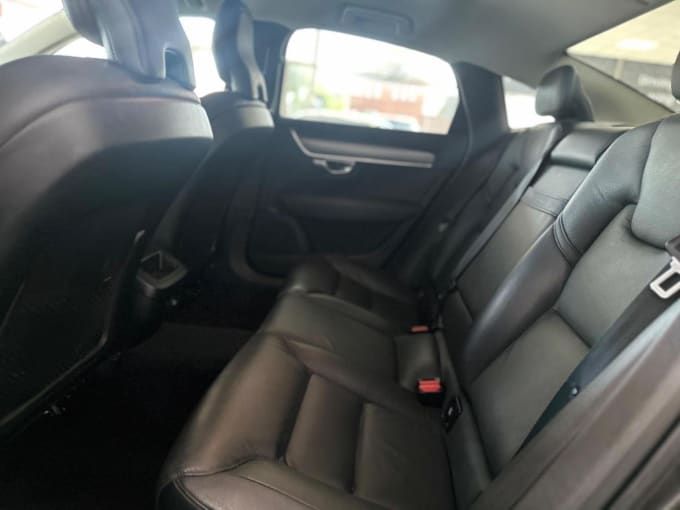 2020 Volvo S90