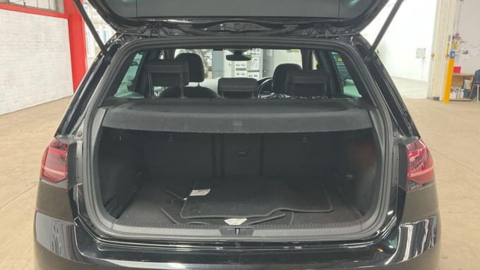 2019 Volkswagen Golf