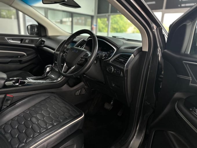 2017 Ford Edge