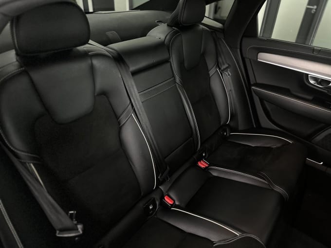 2019 Volvo S90