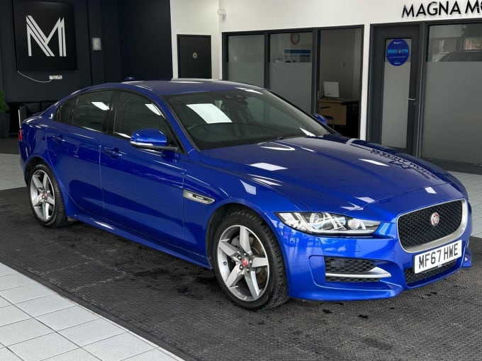 2017 Jaguar Xe