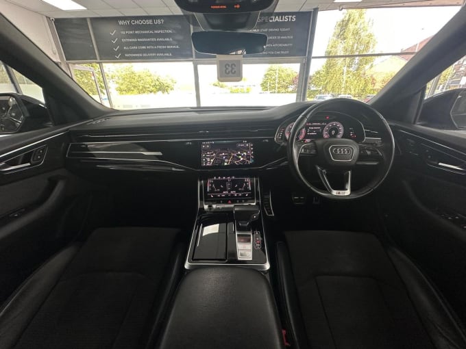 2018 Audi Q8