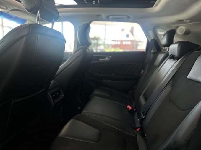 2017 Ford Edge