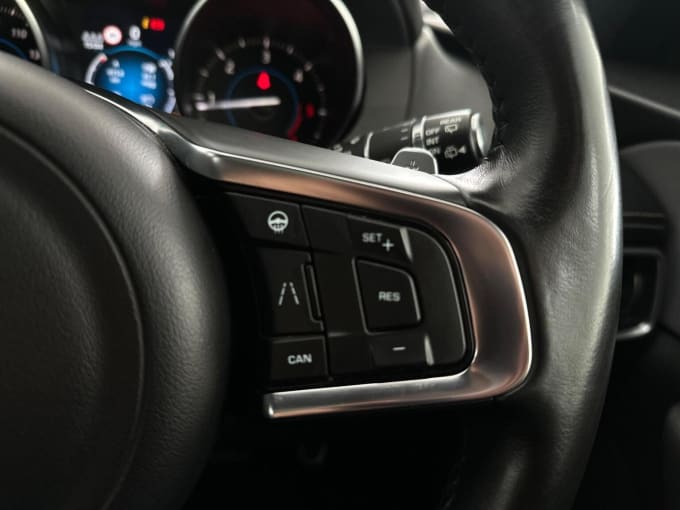 2018 Jaguar F-pace