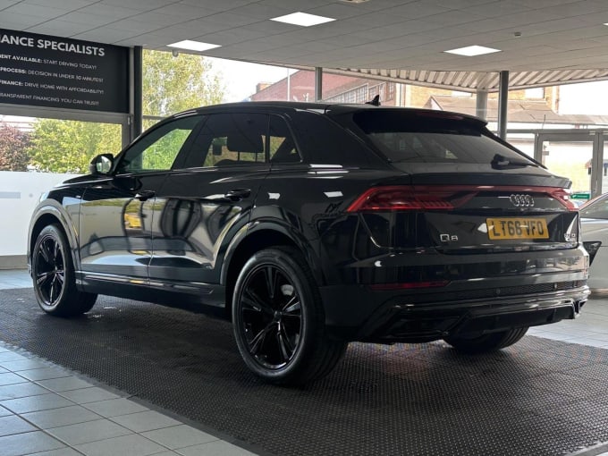 2018 Audi Q8