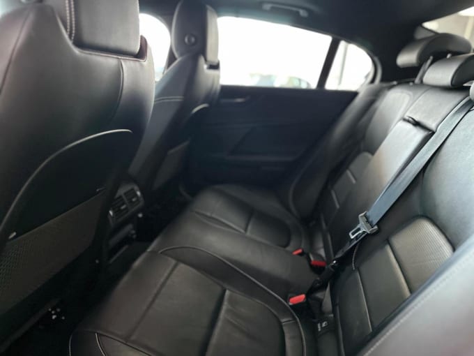 2017 Jaguar Xe