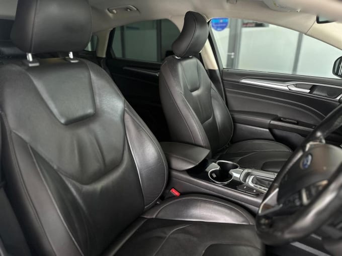 2015 Ford Mondeo