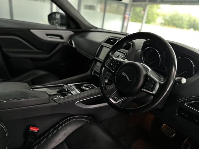 2018 Jaguar F-pace