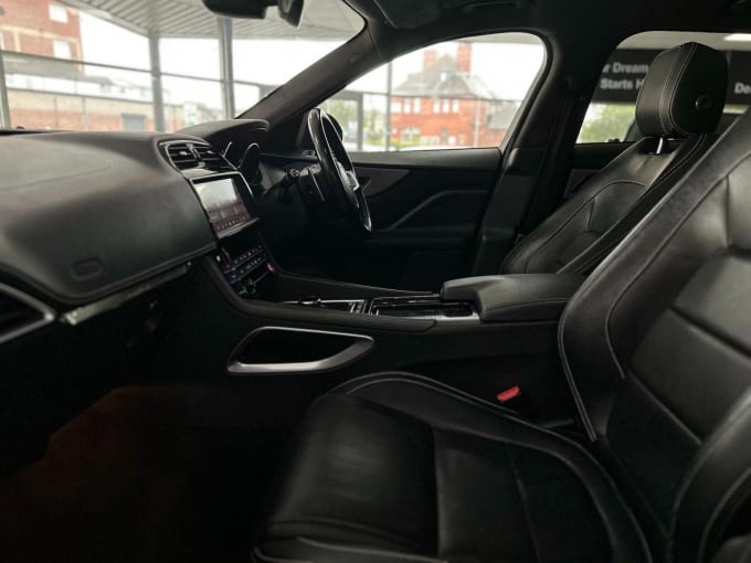 2018 Jaguar F-pace