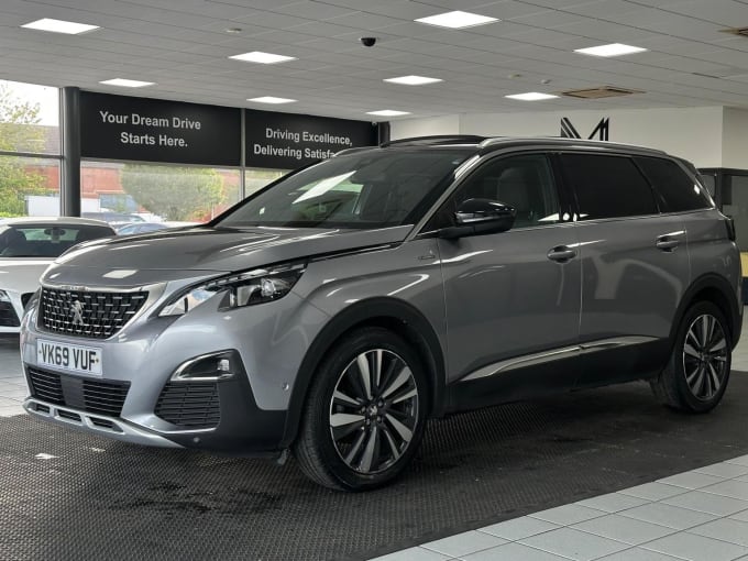 2019 Peugeot 5008