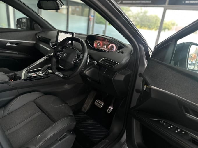 2019 Peugeot 5008
