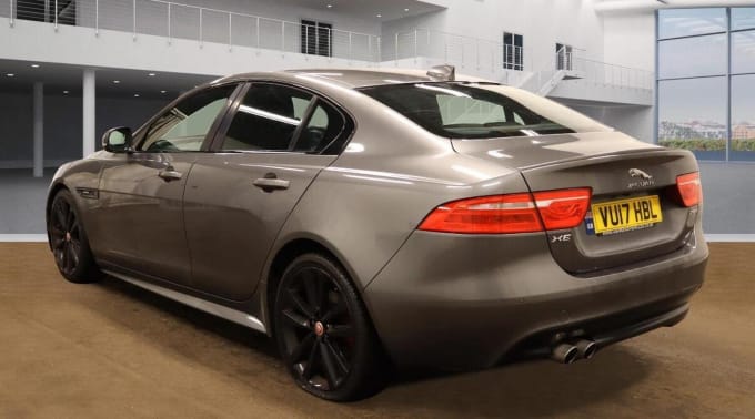 2017 Jaguar Xe