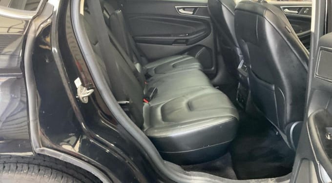 2017 Ford Edge