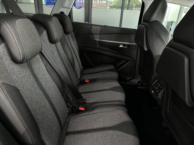 2019 Peugeot 5008