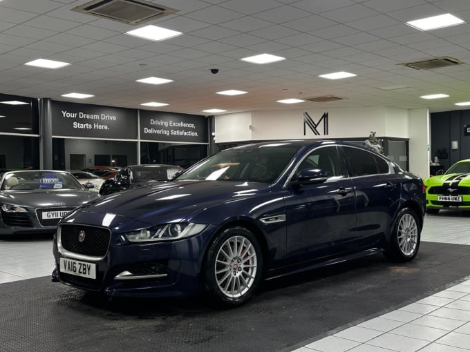 2016 Jaguar Xe