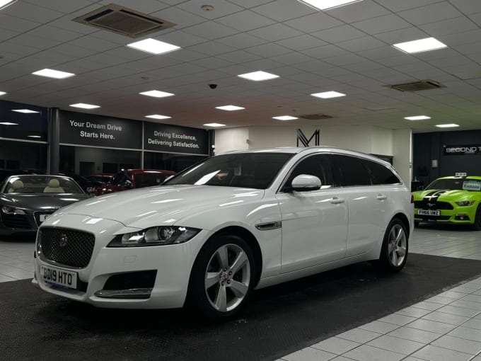 2019 Jaguar Xf