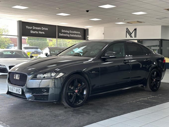 2017 Jaguar Xf