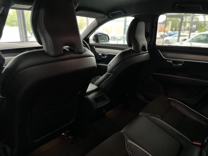 2019 Volvo S90