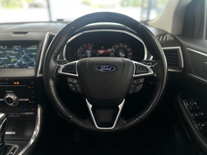 2017 Ford Edge