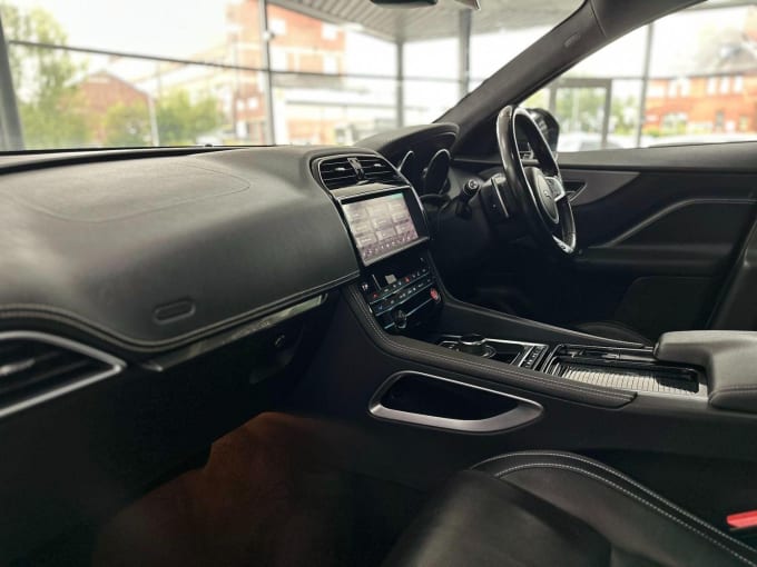 2018 Jaguar F-pace