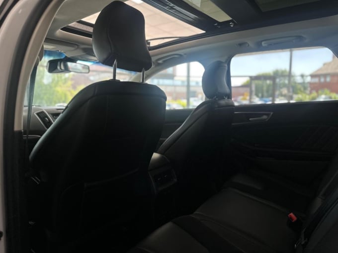 2017 Ford Edge