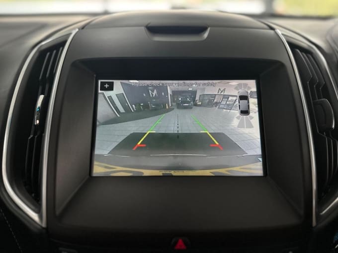 2017 Ford Edge
