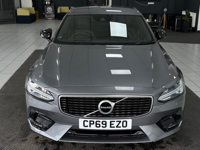 2019 Volvo S90