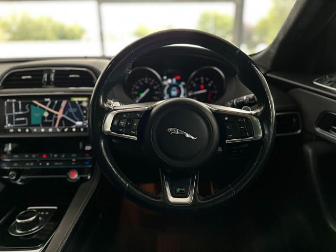 2018 Jaguar F-pace