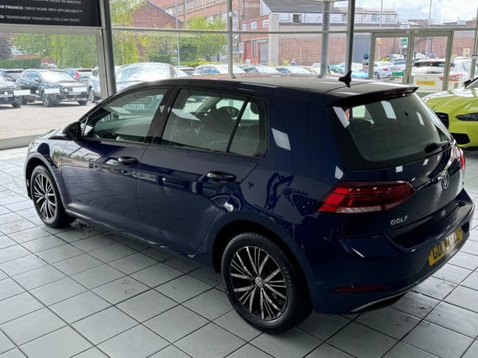 2017 Volkswagen Golf