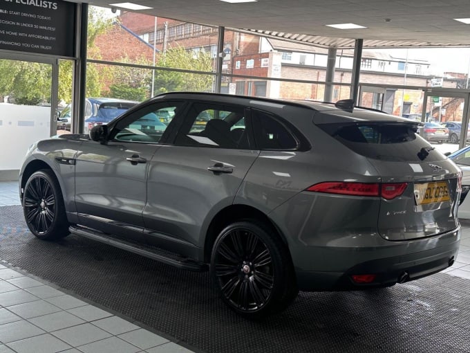 2017 Jaguar F-pace
