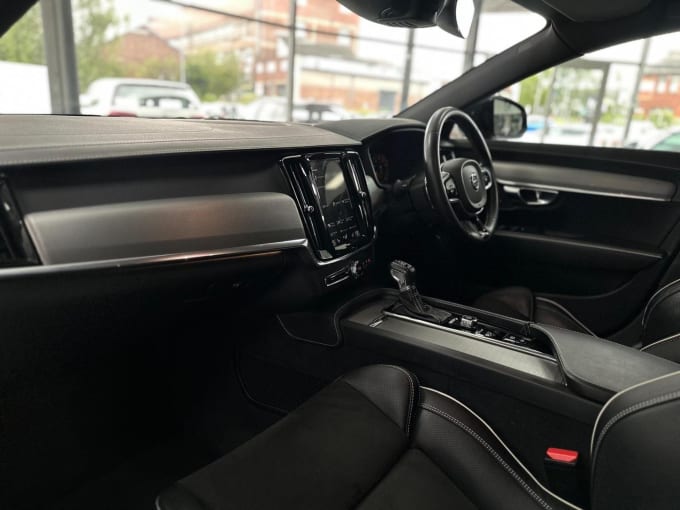 2019 Volvo S90
