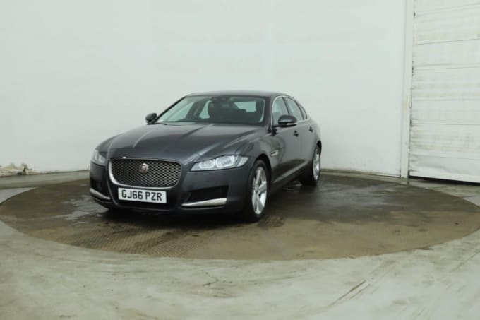 2016 Jaguar Xf